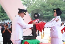 Penurunan Bendera Tutup Rangkaian HUT Ke-81 RI di Tanjungbalai
