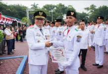 Upacara Penurunan Bendera Deli Serdang Berjalan Lancar, Penghargaan Diserahkan