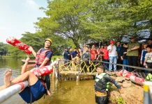 Lomba Pukul Bantal Meriahkan Semarak Korpri Gebyar Kemerdekaan RI di Taman Cadika