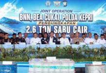 Operasi Gabungan Ungkap 2,6 Ton Cairan Kandung Metamfetamin di Kapal asal Tanzania
