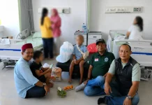 Mewakili Ketum Komnas PA, LPA Deli Serdang Jenguk Anak Korban Kekerasan