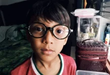 Kenapa Banyak Anak SD Berkacamata? Ini Alasannya