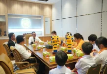 Zakiyuddin Apresiasi Prestasi Robotics dan Coding Siswa Nanyang Zhi Hui School