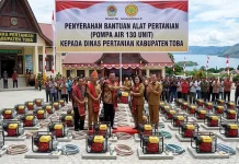 Toba Terima 130 Pompa Air untuk Pertanian