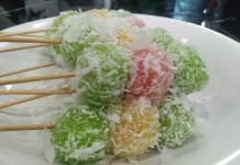 Uniknya Kreasi Singkong Menjadi Sate Warna-Warni untuk Keluarga