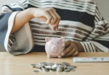 Budget Lagi Tipis? Begini Cara Nolaknya Biar Nggak Canggung