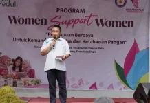 Srikandi PLN UID Sumut Dukung Perempuan Kembangkan Usaha Opak di Desa Suka Raya