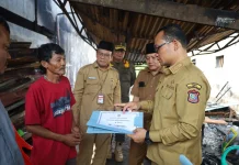 Pemkot Tanjungbalai Salurkan Bantuan bagi Tiga Korban Kebakaran