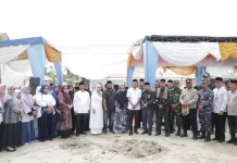 Keluarga Zulkifli Amsar Bangun Gedung MTSN Sebagai Amal Jariyah