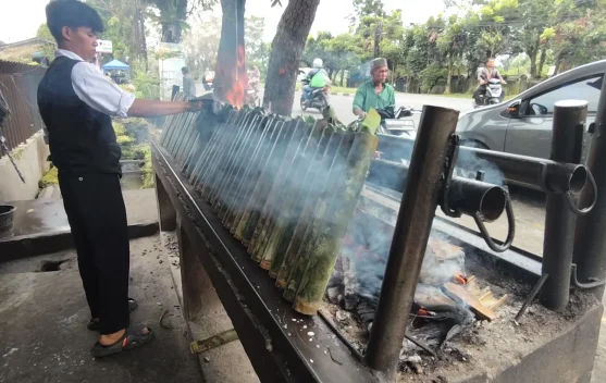 UD Lomang Panas Jaya Medan Laris Manis, Jual hingga 300 Porsi saat Akhir Pekan
