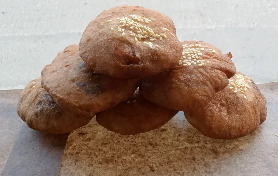 Nikmatnya Kue Bohong, Jajanan Legendaris Khas Medan