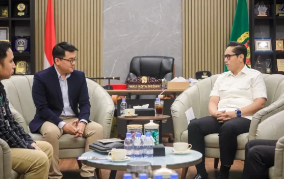 Rico Waas Tekankan Pentingnya Akses Pendidikan bagi Semua Kalangan