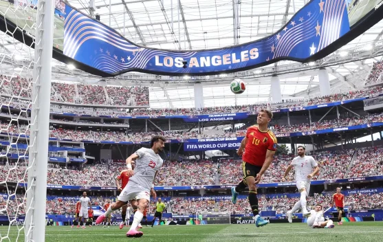Belgia Menahan Imbang Iran dengan 10 Pemain