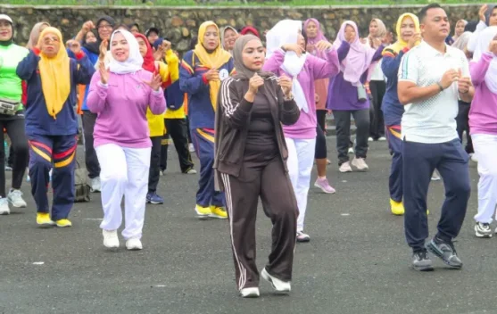 Bupati Labuhanbatu Ikuti Senam Sehat Peringatan HLUN ke-30