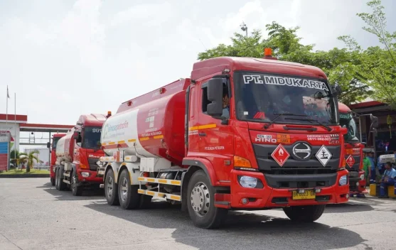 Pertamina Patra Niaga Pastikan Pasokan BBM Terjaga Usai Penurunan Harga - RRI.co.id