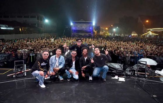 Ribuan Pengunjung Padati PRSU dan Meriahkan Konser Raim Laode