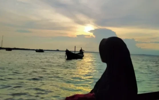 Daya Tarik Sunset Pelabuhan Tanjung Tiram