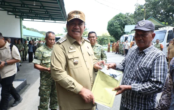 27 Truk Roda 6 KDMP Diserahkan Bupati Asahan