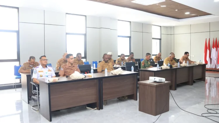 Gubernur Apolo Dorong Pengadaan Transportasi Bus Bagi ASN