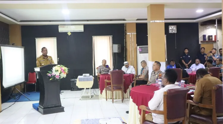 Kapolres Merauke Ikuti FGD dan Buka Bersama