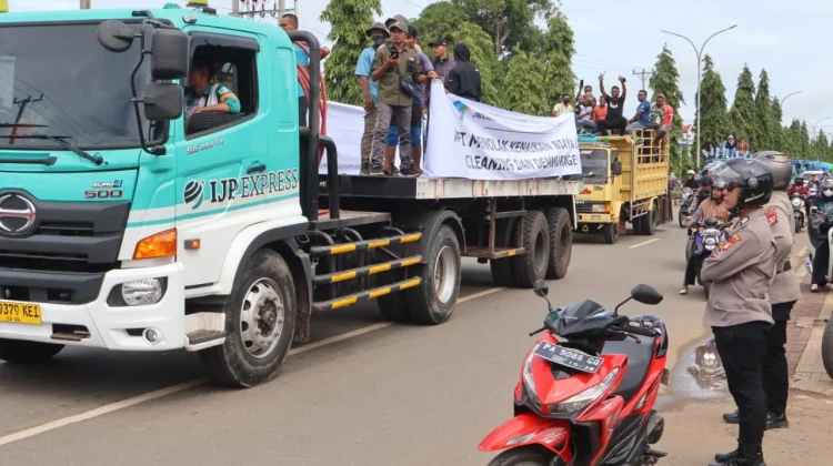 Protes Tarif Pelayaran, Ratusan Pekerja Logistik Demo di Merauke