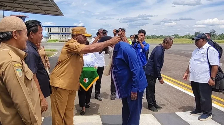 Wagub Paskalis Imadawa Safari Ramadan di Boven Digoel, Ini Jadwalnya
