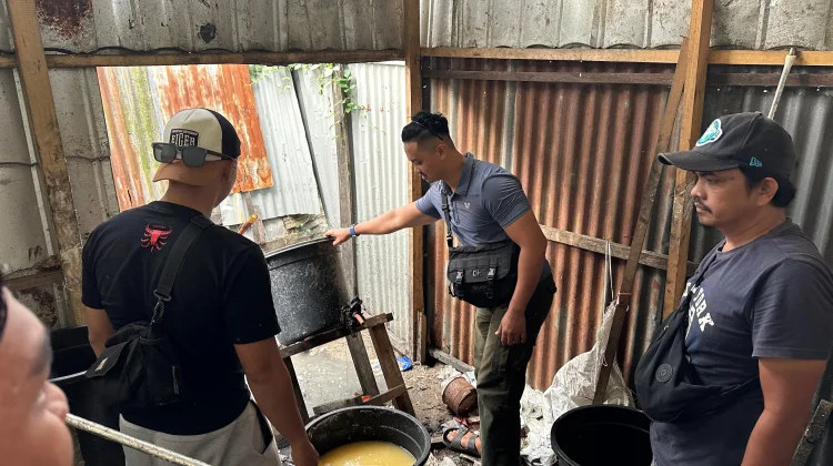 Polres Merauke Gagalkan Produksi Minuman Sopi