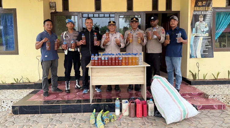Polsek Kurik Amankan Puluhan Liter Miras Lokal