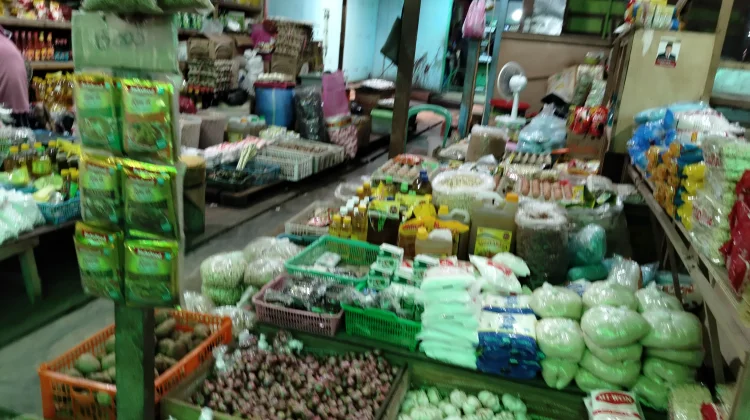 Update Harga Telur Ayam di Pasar Wamanggu Merauke