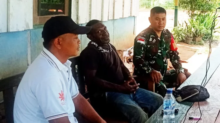 Babinsa Kamangi Kawal Pembentukan Koperasi Desa Merah Putih