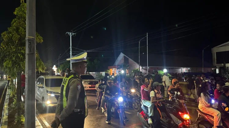 Pawai Paskah Umat Katolik Dikawal Polisi