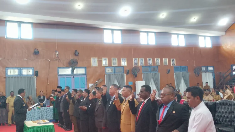 Bupati Asmat Lantik 15 Pejabat Eselon II