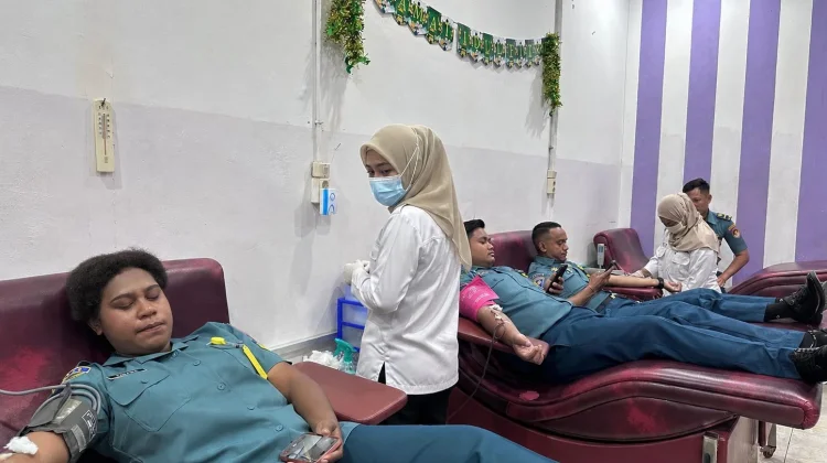 Kodaeral XI Gelar Donor Darah di PMI Merauke