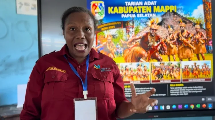 Guru SD Membuat Film Dokumenter “Mappi Negeri di Atas Sejuta Rawa” Dari AI