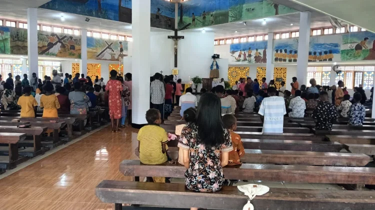 Umat Kristus Raja Kimaam Diajak Menjadi Pewarta Kabar Sukacita