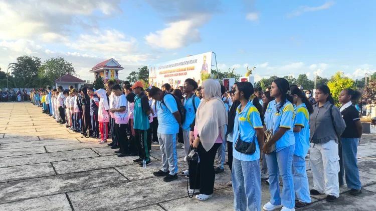 Pembagian Hadiah FLS3N dan O2SN Kabupaten Merauke