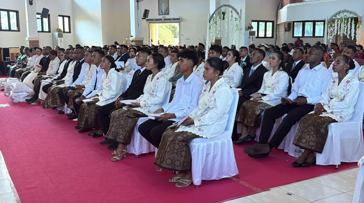 Puluhan Pasangan Nikah Massal di Merauke