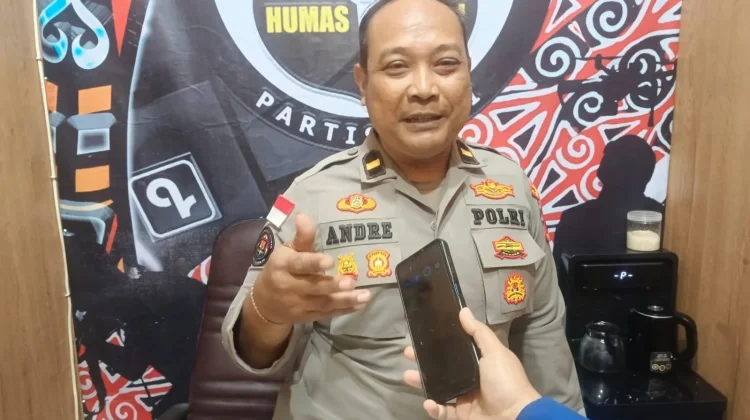 Polisi Selidiki Curas Jalan Postel