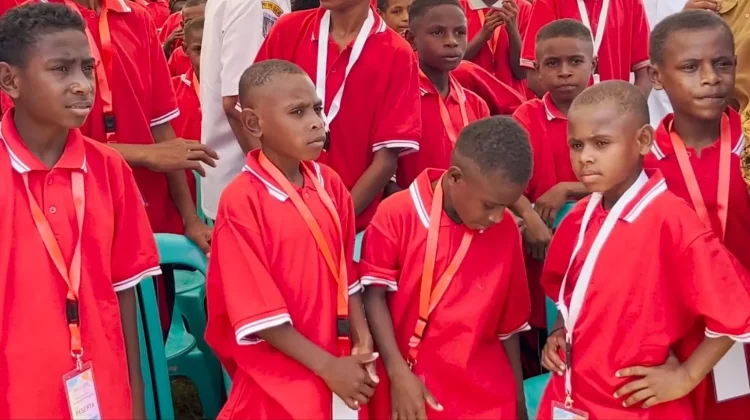 Sekolah Rakyat Selamatkan Masa Depan 100 Anak Papua