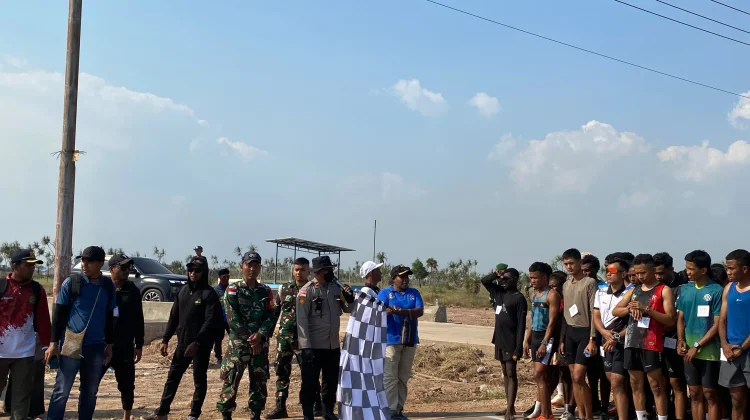 Lomba Marathon Distrik Kurik Berjalan Tertib