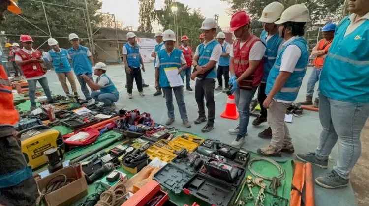 PLN UP3 Merauke Siagakan 249 Personel Jaga Kelistrikan HUT RI