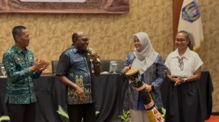 Sekda Ajak Masyarakat Adat Harus Terlibat dalam REDD+