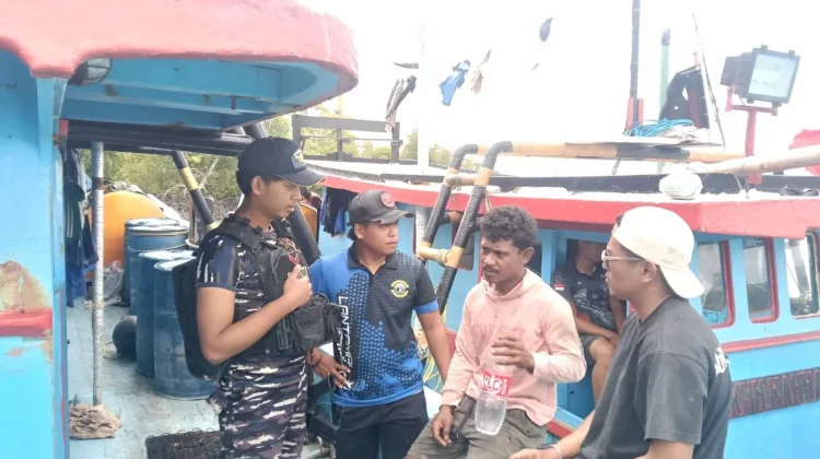 Tim SAR Posal Torasi Temukan ABK KMN Rahmad Safaat Selamat