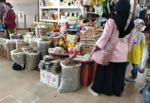 Update Harga Telur Ayam di Pasar Wamanggu Merauke