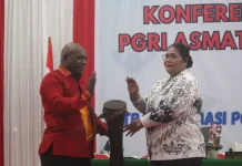 Sekda Buka Konferensi PGRI Asmat Masa Bakti XXIII