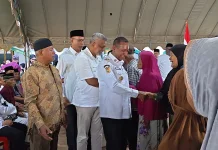 Pemprov Salurkan Bantuan di PKM At-taqwa Wonorejo