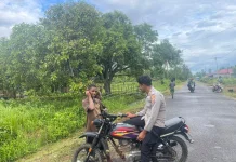Kapolsek Okaba Sambangi Warga Sampaikan Pesan Kamtibmas
