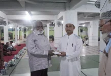 Wagub Paskalis Ajak Umat Muslim Asmat Berbagi Sedekah