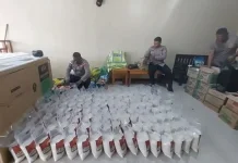 Patroli Kasih Bagikan Sembako untuk Warga Merauke