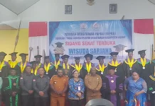 Sekolah Tinggi Teologi Arastamar Asmat Wisuda 60 Sarjana